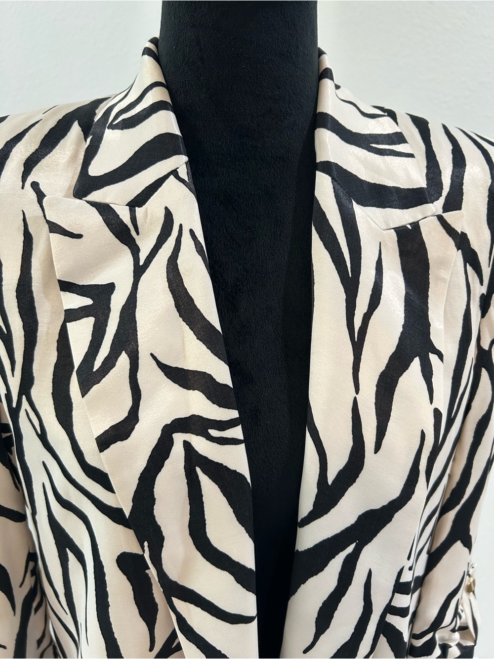 Zara Cream and Black Zebra-Print Open Blazer Jacket And 3/4 Sleeves, Sz S, NWT - Picture 5 of 8